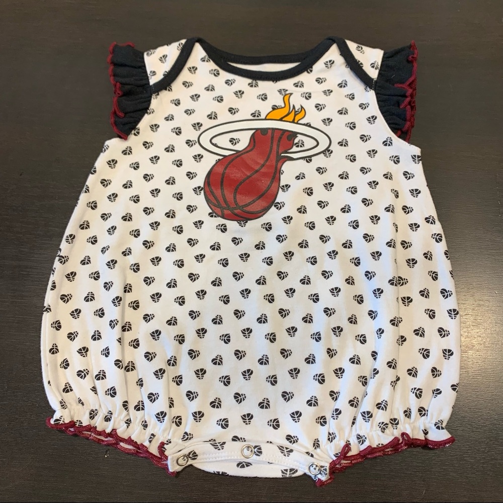 ☀️ 3/$15 NBA Miami Heat Girls Bodysuit Onesie